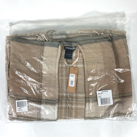 Steve Madden Tartan Ruana Kimono Cover Up with Fringe One Size Beige Ivory NEW - Picture 7 of 8